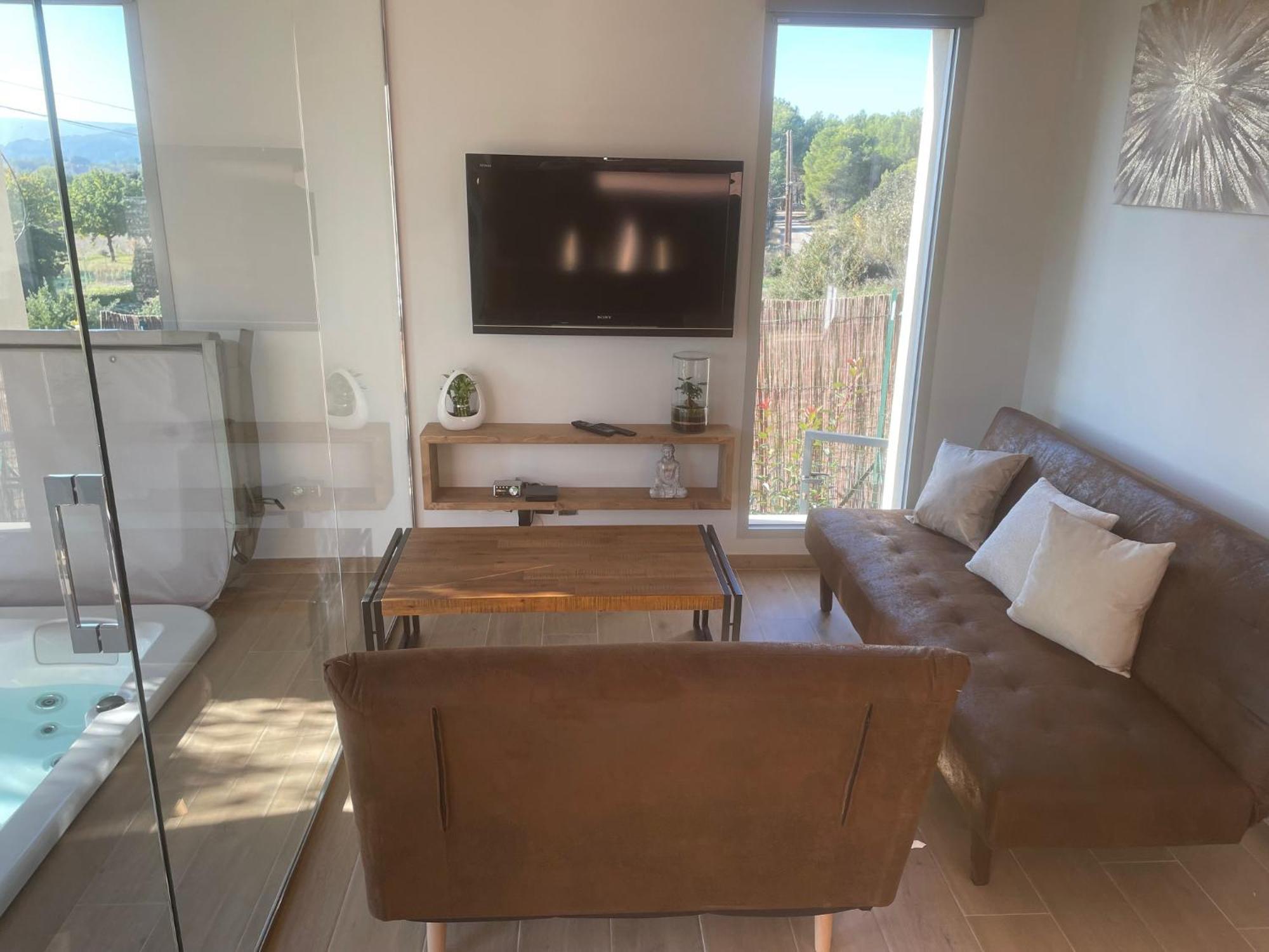 Logement Avec Jacuzzi Joucas Esterno foto