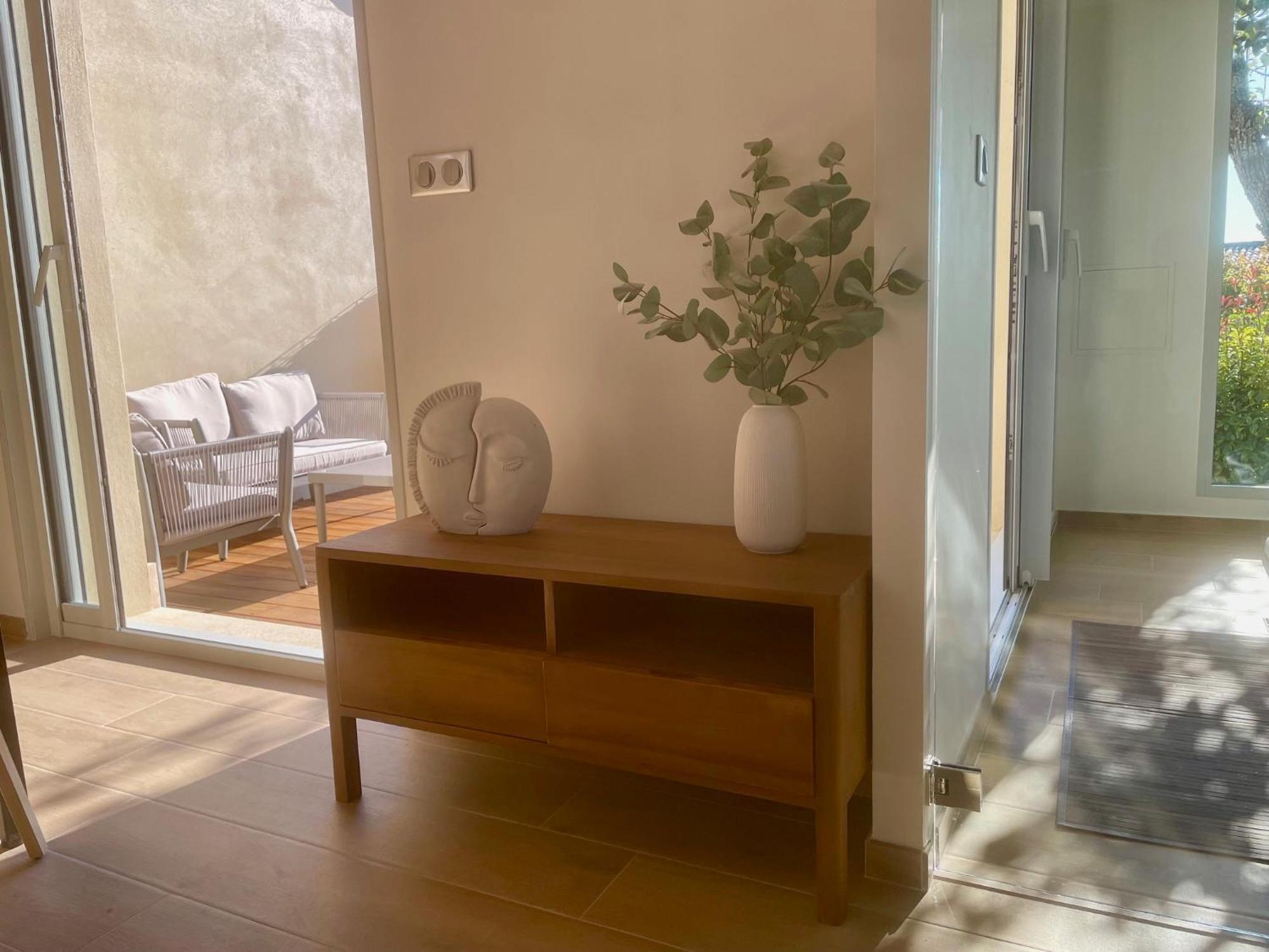 Logement Avec Jacuzzi Joucas Esterno foto