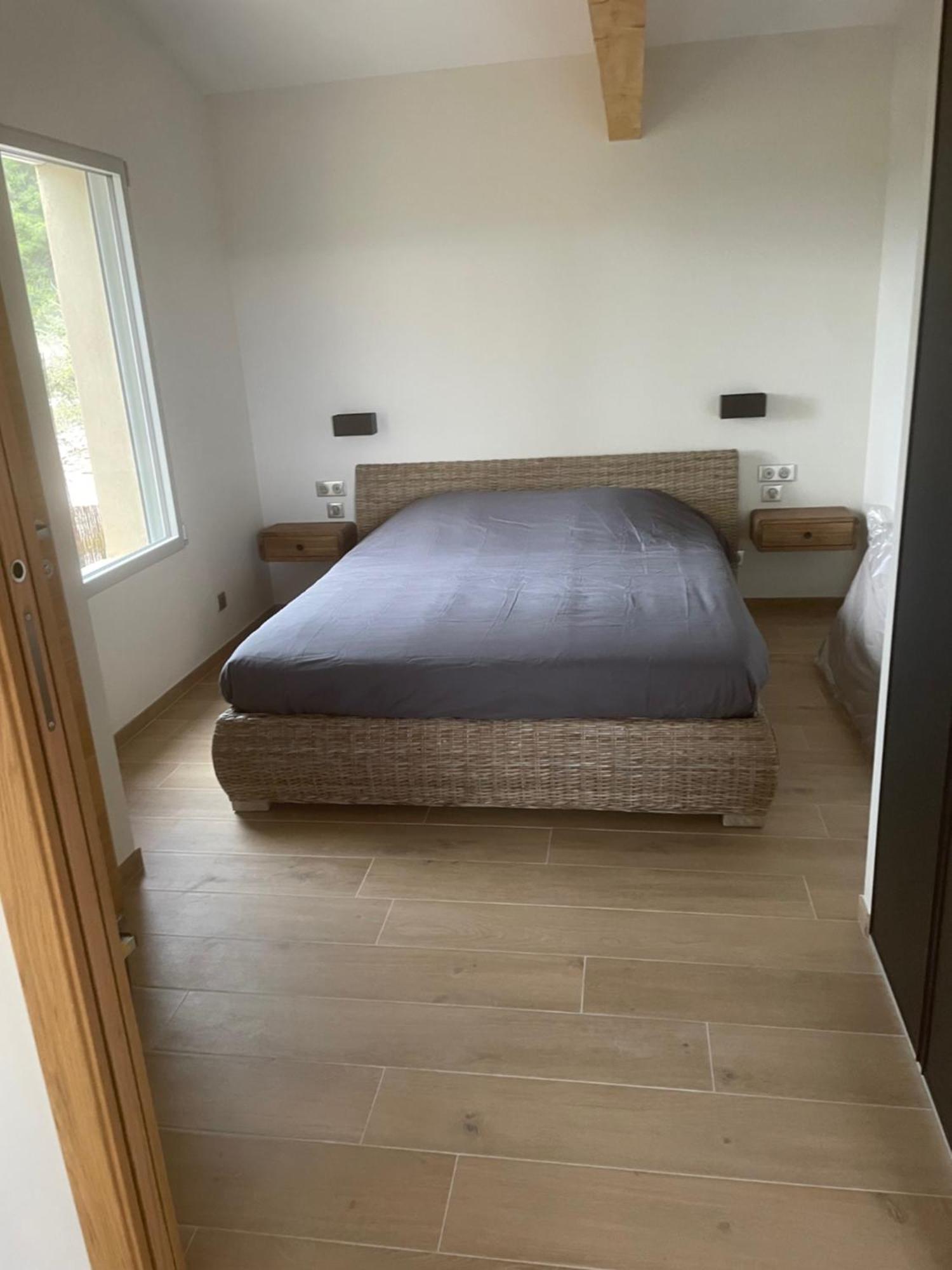 Logement Avec Jacuzzi Joucas Esterno foto